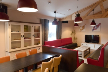 PolderZicht; Woonkamer en bar 4